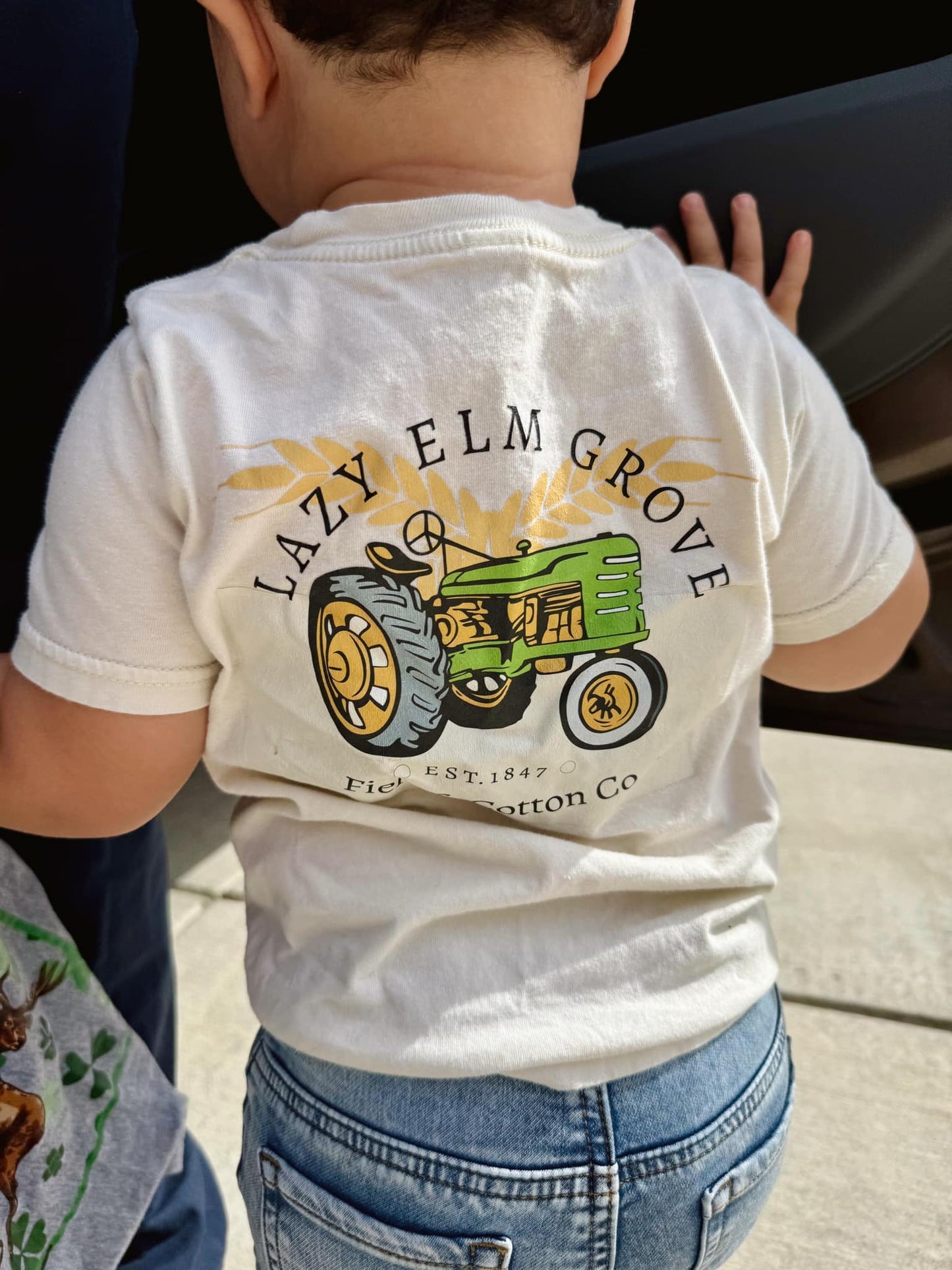 LAZY ELM GROVE T-SHIRT