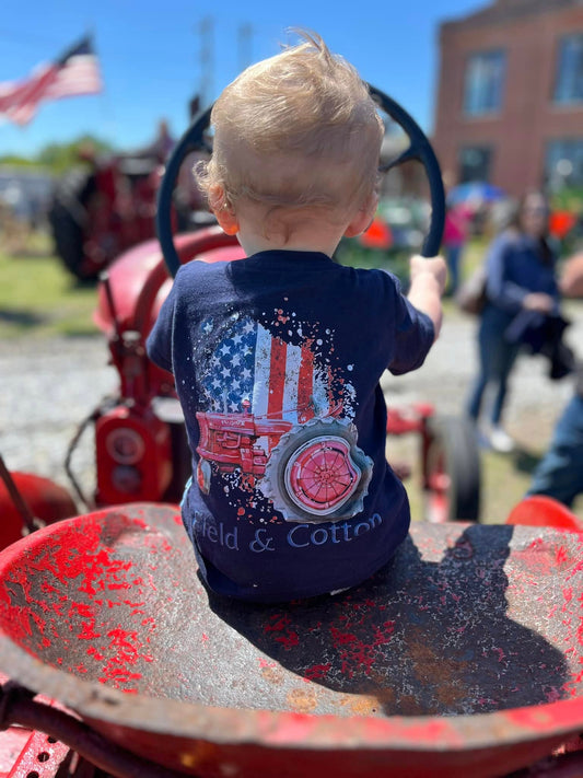 AMERICAN TRACTOR T-SHIRT