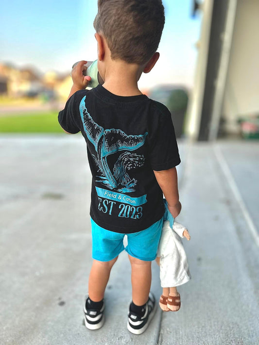 WHALE TAIL T-SHIRT